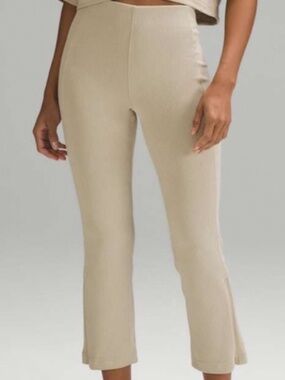 Lululemon Ribbed Softstreme Zip-Leg High-Rise Cropped Pants 25 in size 2